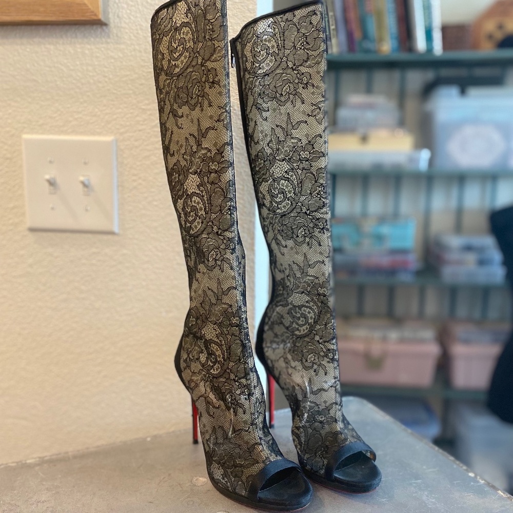 Christian Louboutin Alta Dentelle Lace Peep Boots *RARE*